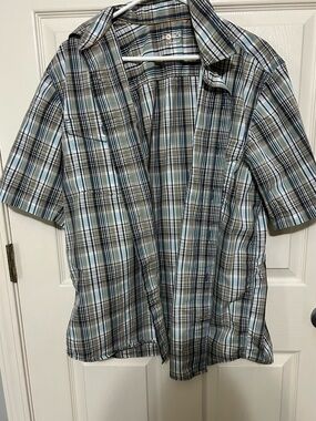 Carhartt Short-Sleeve Plaid Button-Down Shirt in Teal, Black & White
